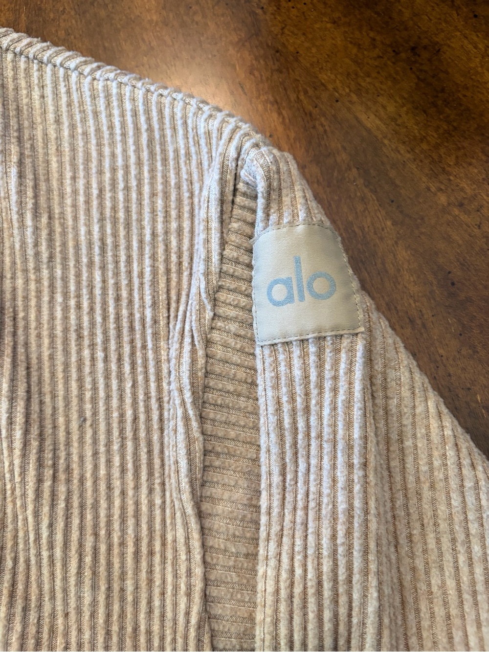 ALO Yoga Muse Hoodie & Sweatpant Set Heather Gravel S/M - Picture 3 of 14